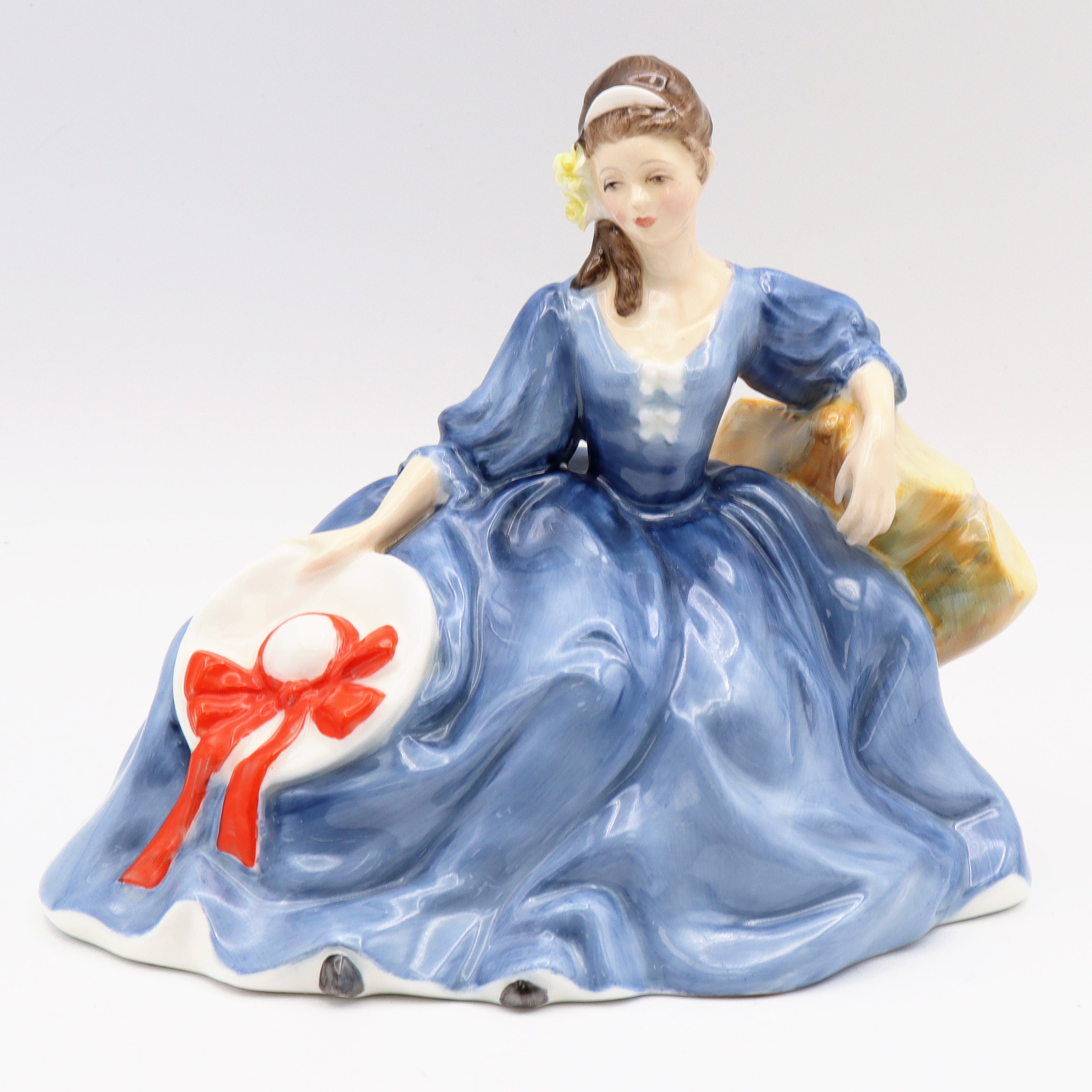 Royal Doulton England "Elyse" HN 2429 Hand-Painted Bone China Figurine