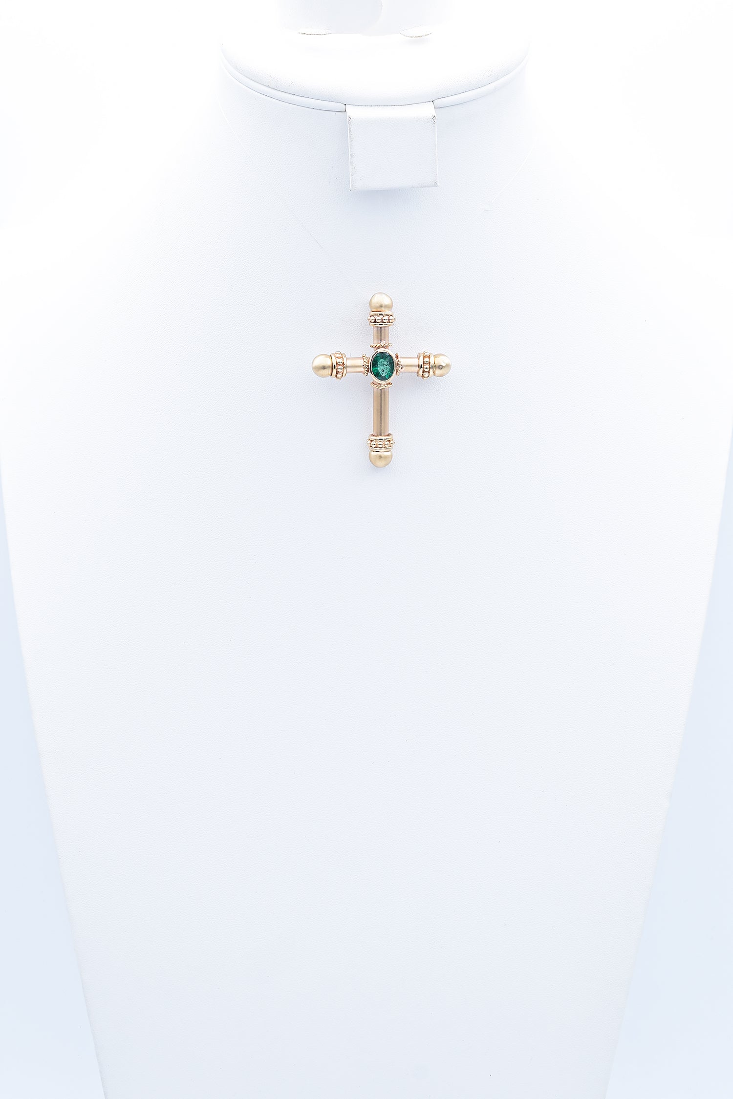 Vintage 14K Yellow Gold 1.22 Ct Emerald Cross Pendant