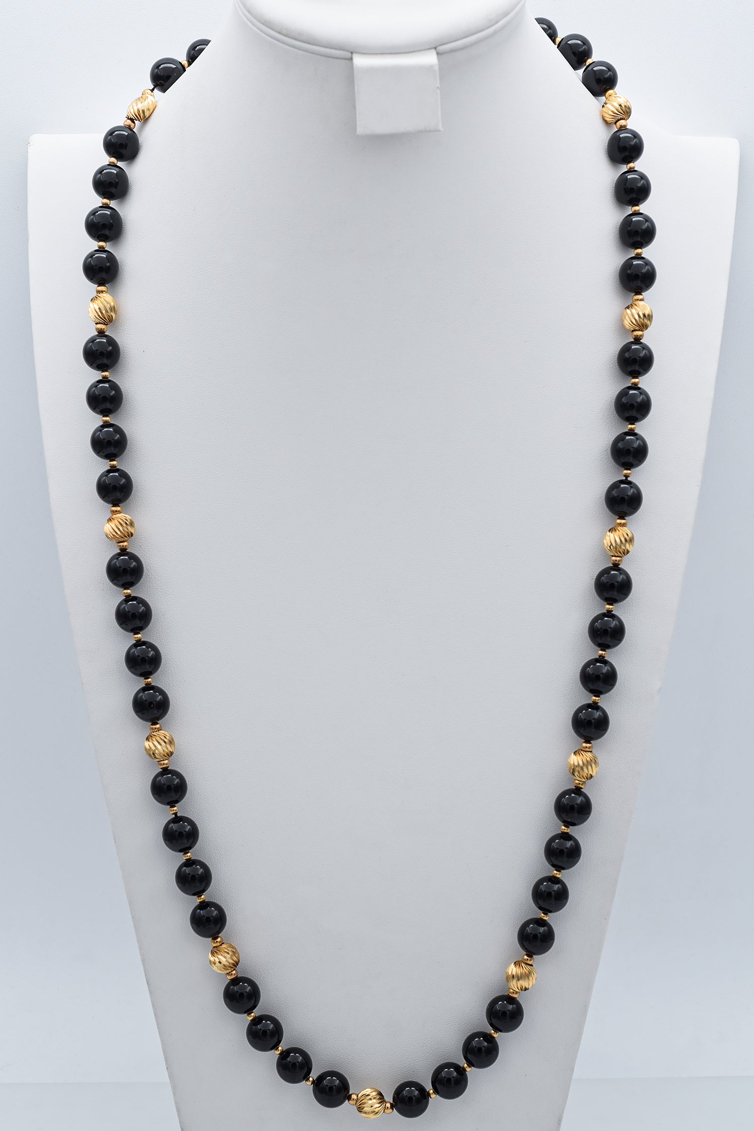 Vintage 14K Yellow Gold Black Onyx Beaded Strand Necklace 35 Inches