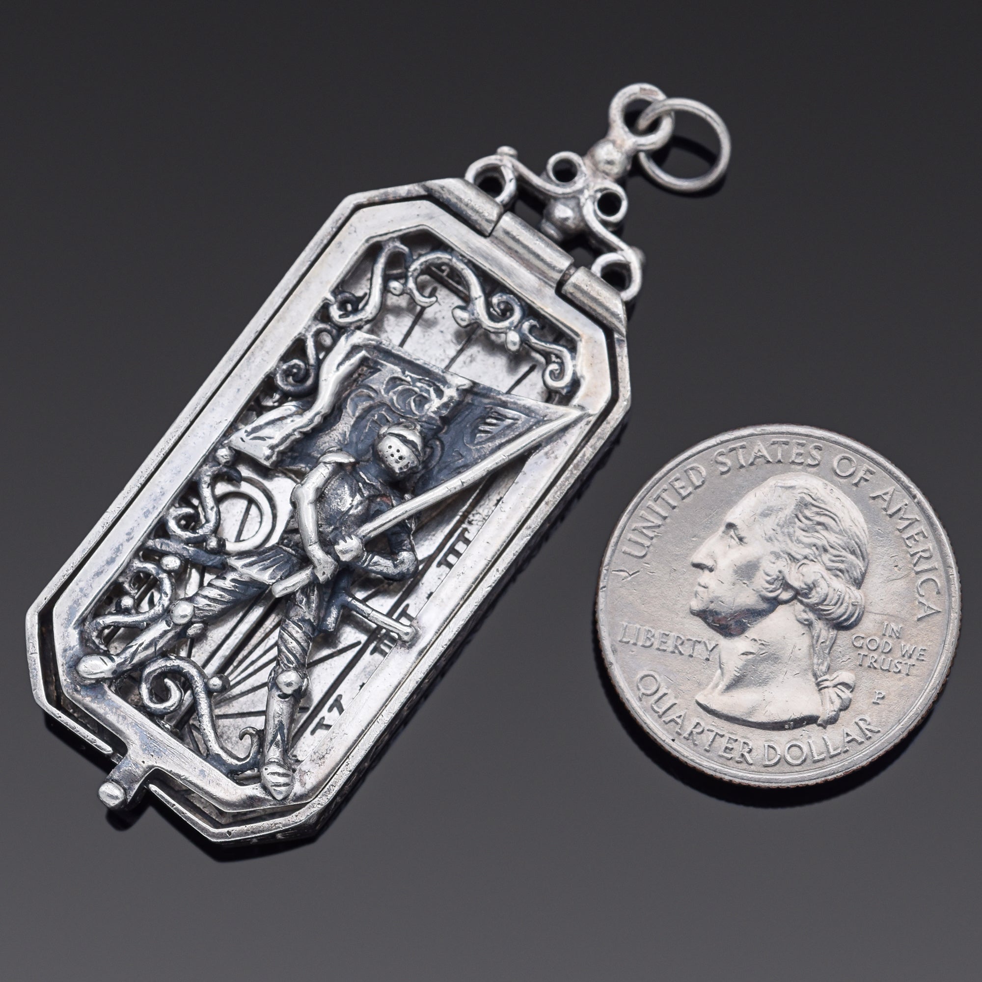 Antique Sterling Silver Pocket Sundial Knight Transit Hora Sine Mora Pendant