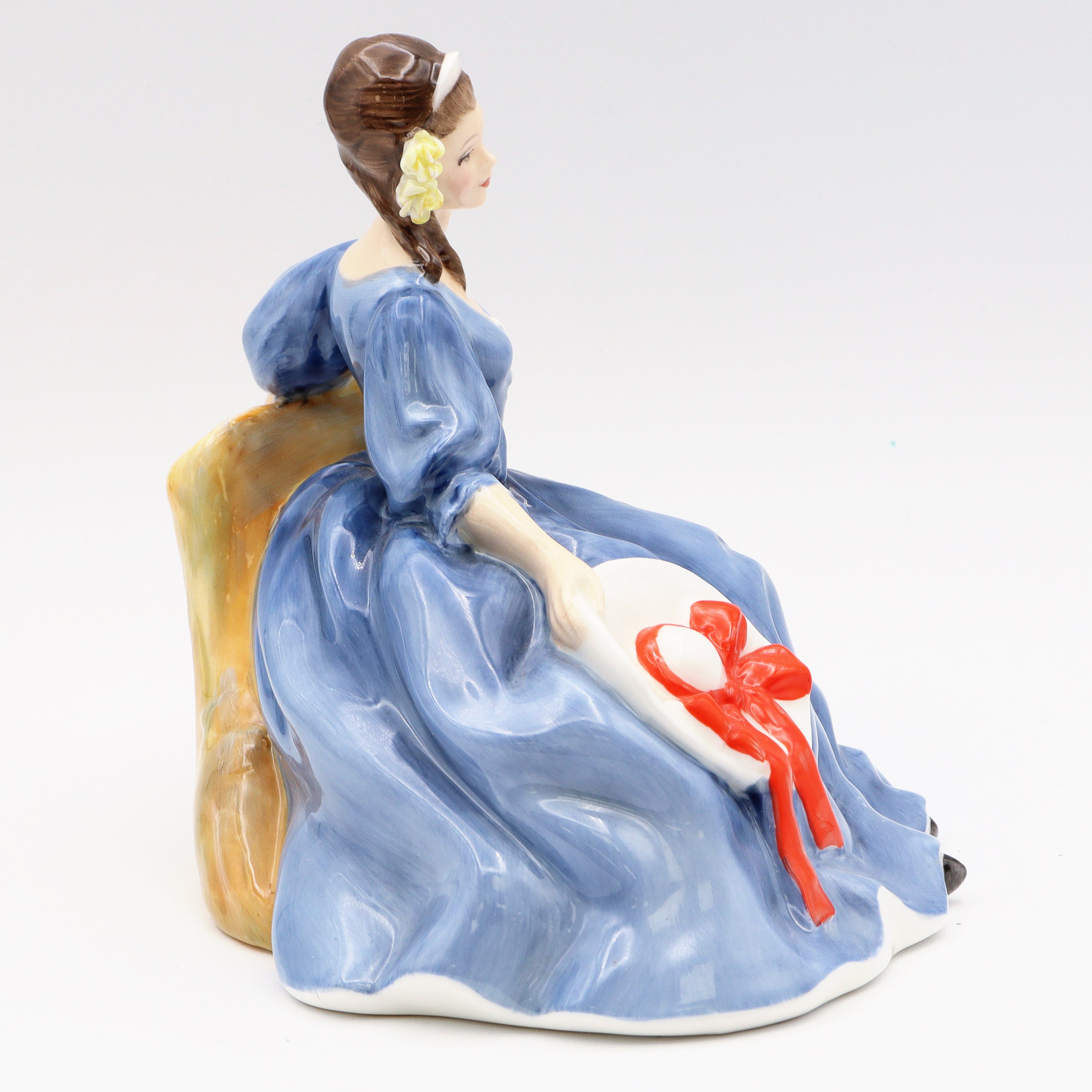 Royal Doulton England "Elyse" HN 2429 Hand-Painted Bone China Figurine