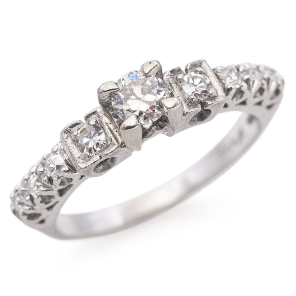 Antique Art Deco Platinum 0.2 TCW Diamond Band Ring