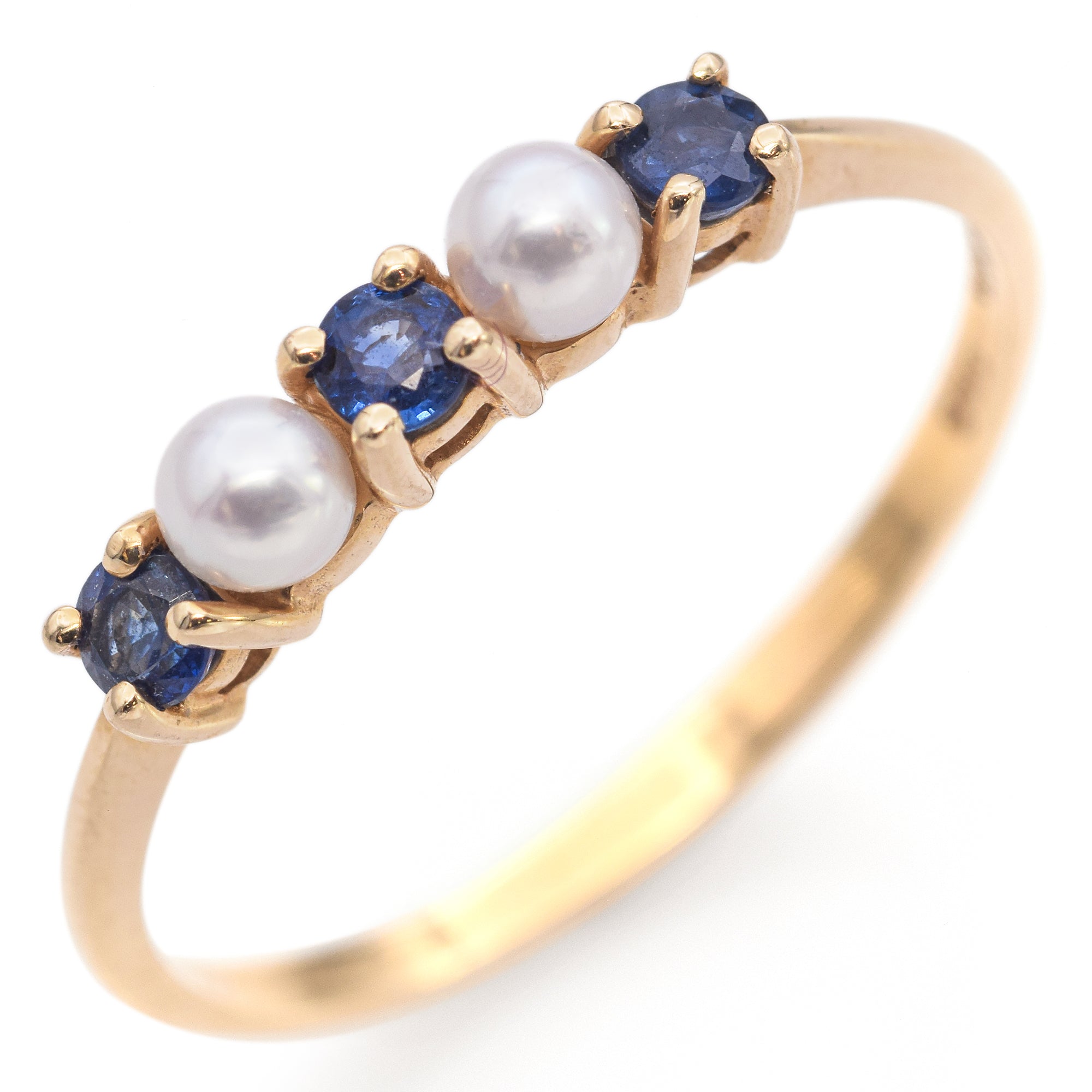 Tiffany & Co. 14K Yellow Gold 0.27 TCW Sapphire and Pearl Ring