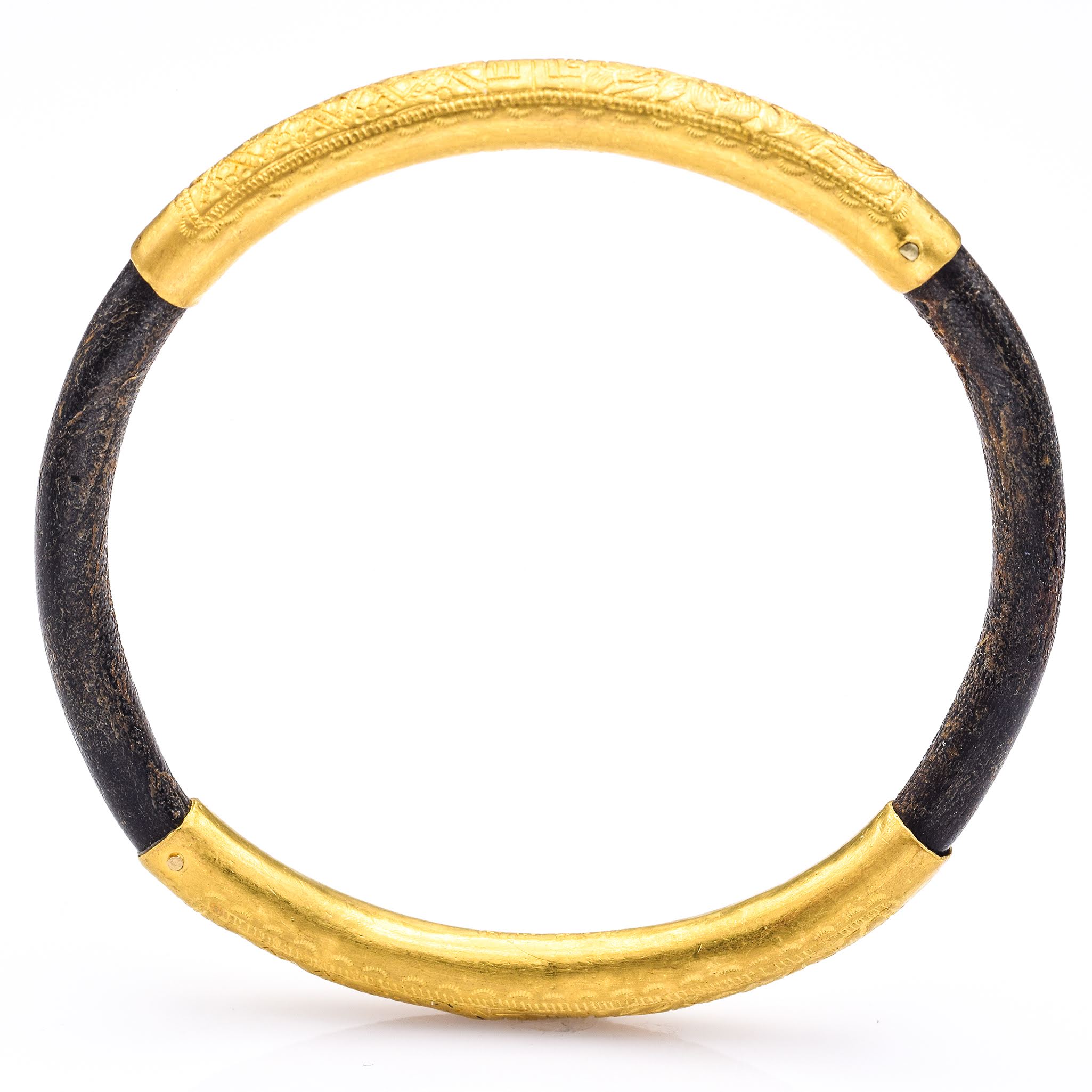 Vintage 24K Yellow Gold Rattan Wood Lucky Etched Bangle Bracelet 16.3G Size 7.25