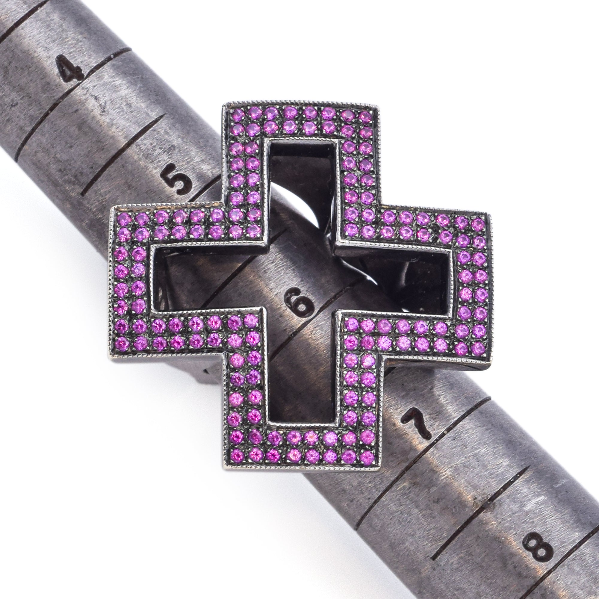 Acacia 18K White Gold 5.00 TCW Pink Sapphire Cross Ring Size 6 with Box, Pouch