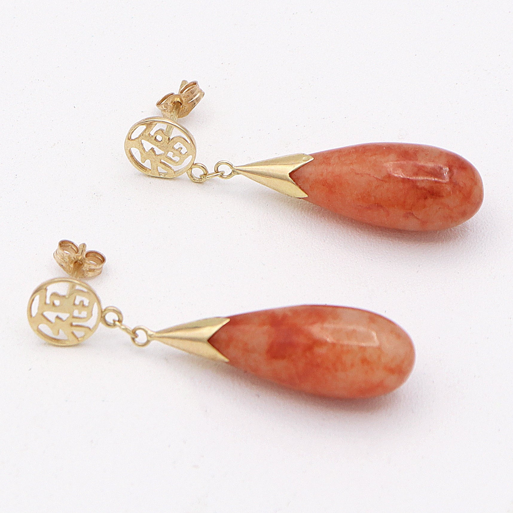 Vintage 14K Yellow Gold Orange Jade Dangle Earrings