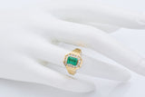 Estate 18K Yellow Gold Emerald & 0.28 TCW Diamond Band Ring Size 5.75