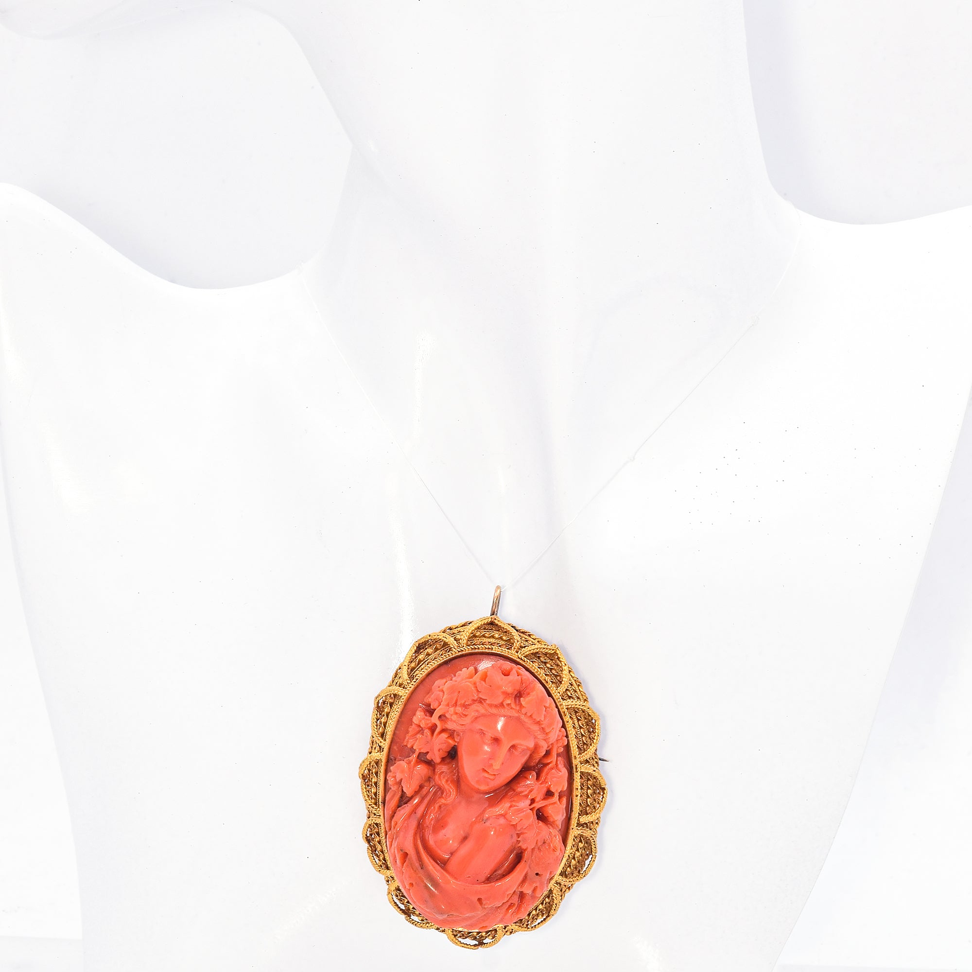 Antique 20K Gold Red Coral Cameo Bacchante Bacchus God Followers Brooch Pendant