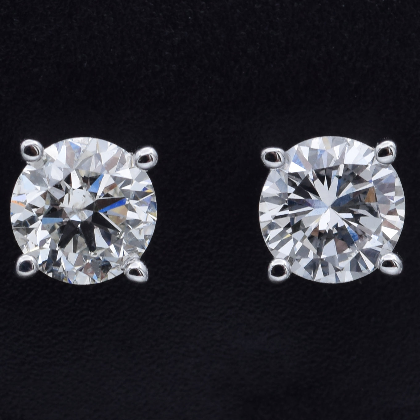 14K White Gold 0.86 TCW Natural Diamond Round Stud Earrings 4.75 mm