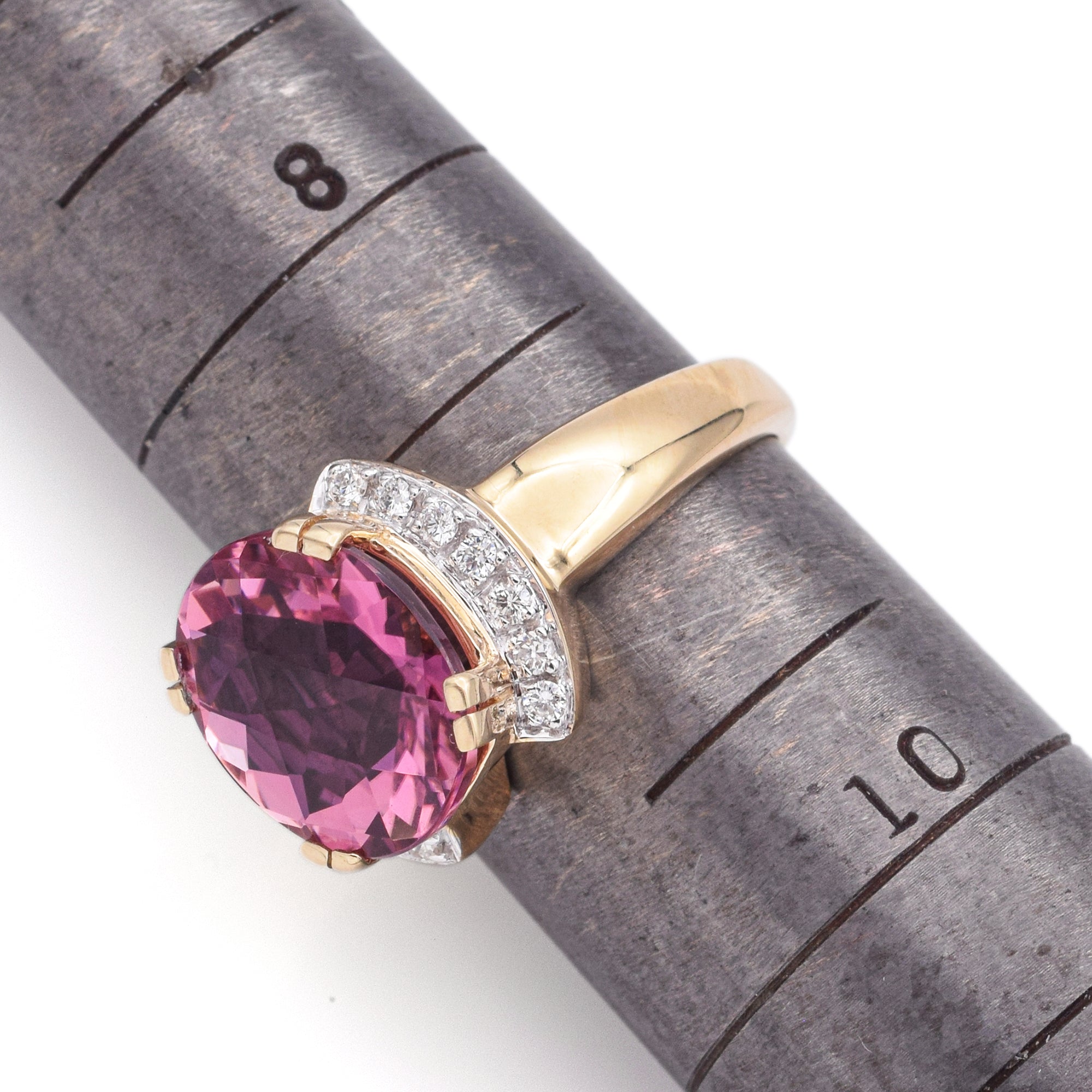 Estate 14K Yellow Gold 6.59Ct Pink Tourmaline & Diamonds Oval Cocktail Ring