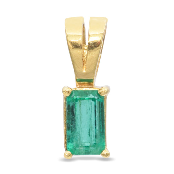 14K Yellow Gold Emerald Cut Solitaire Emerald Pendant