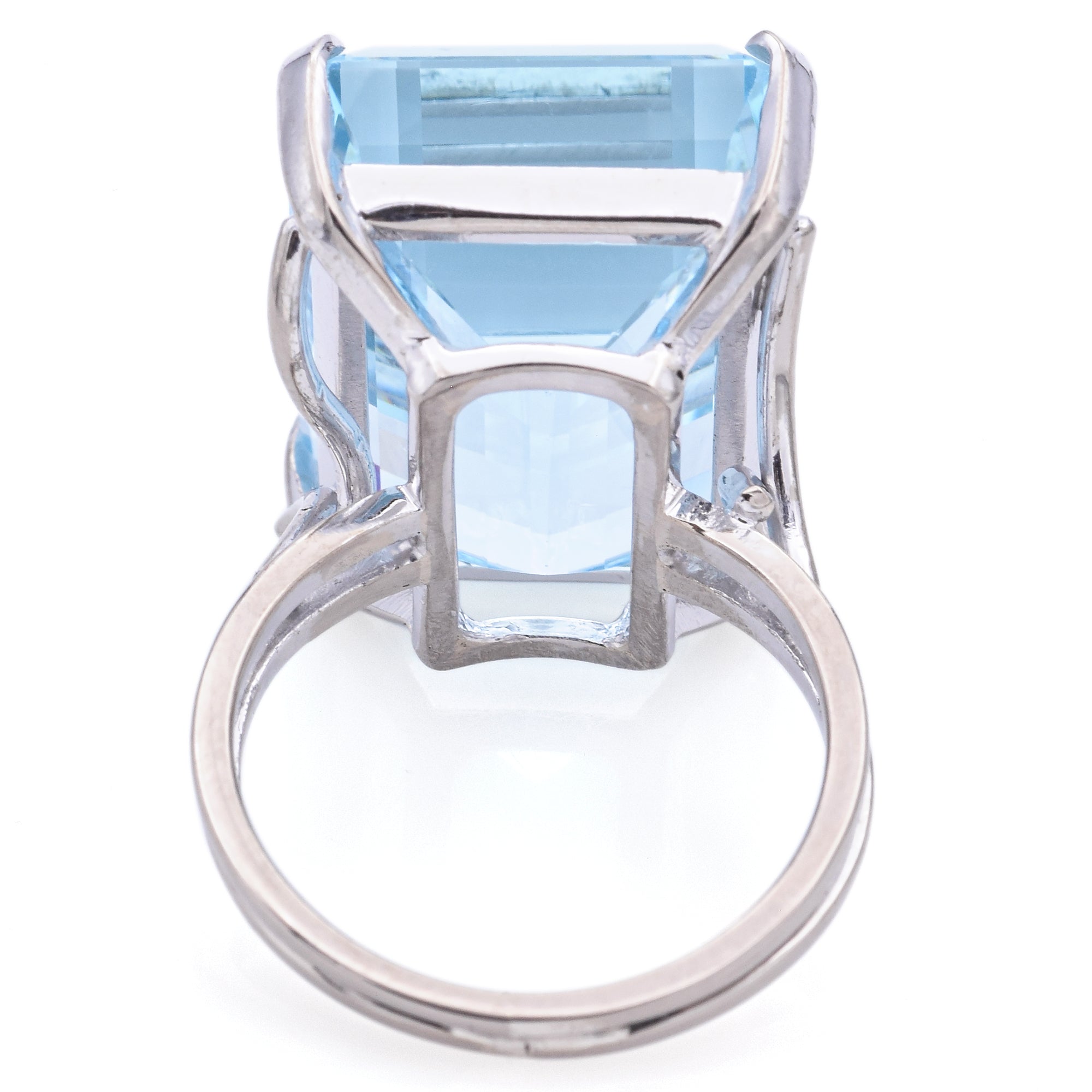 Estate 13K White Gold & Palladium Alloy 22.61Ct Aquamarine Cocktail Ring Size 6