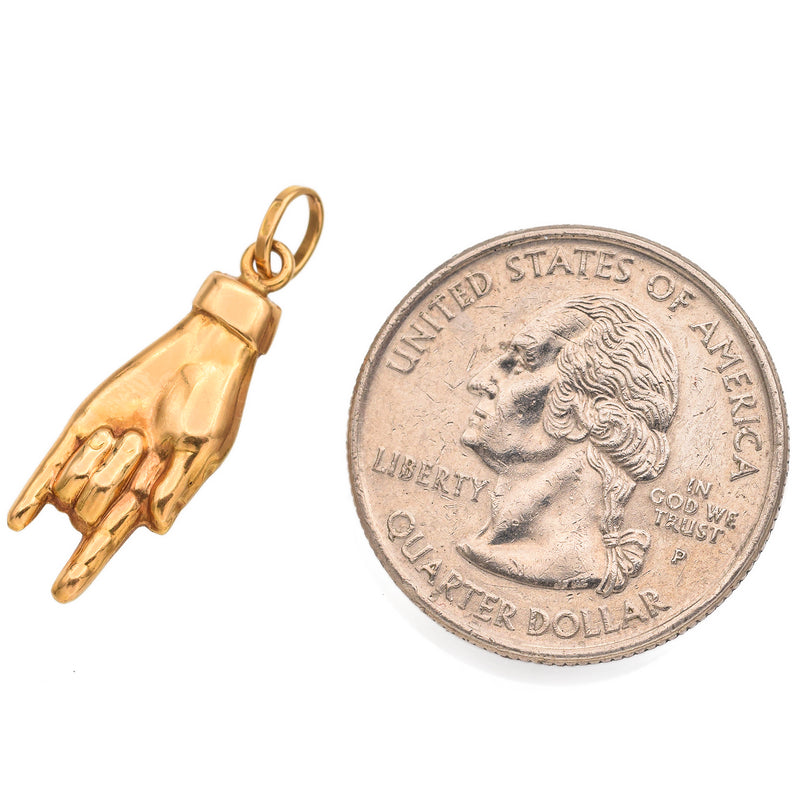 Vintage 18K Yellow Gold Italian Good Luck Charm Pendant