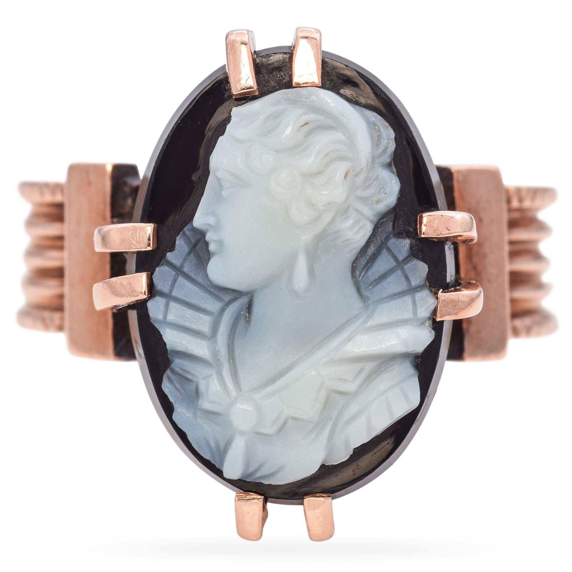 Antique Victorian Gold Hardstone Cameo Ring