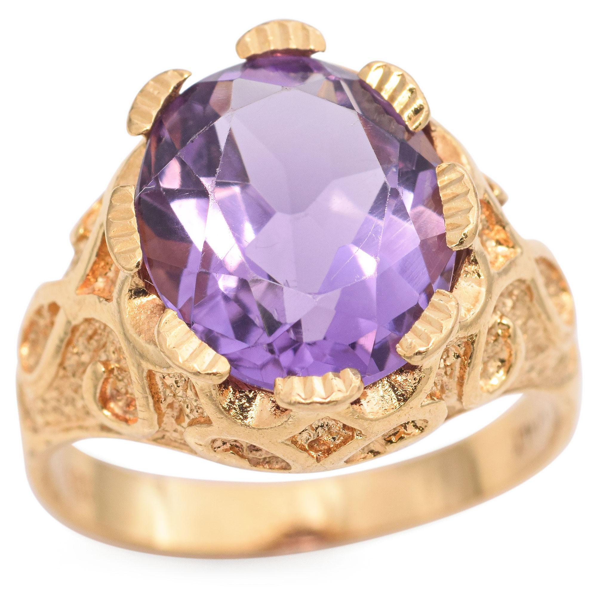 Vintage 18K Yellow Gold 3.95 TCW Amethyst Ring