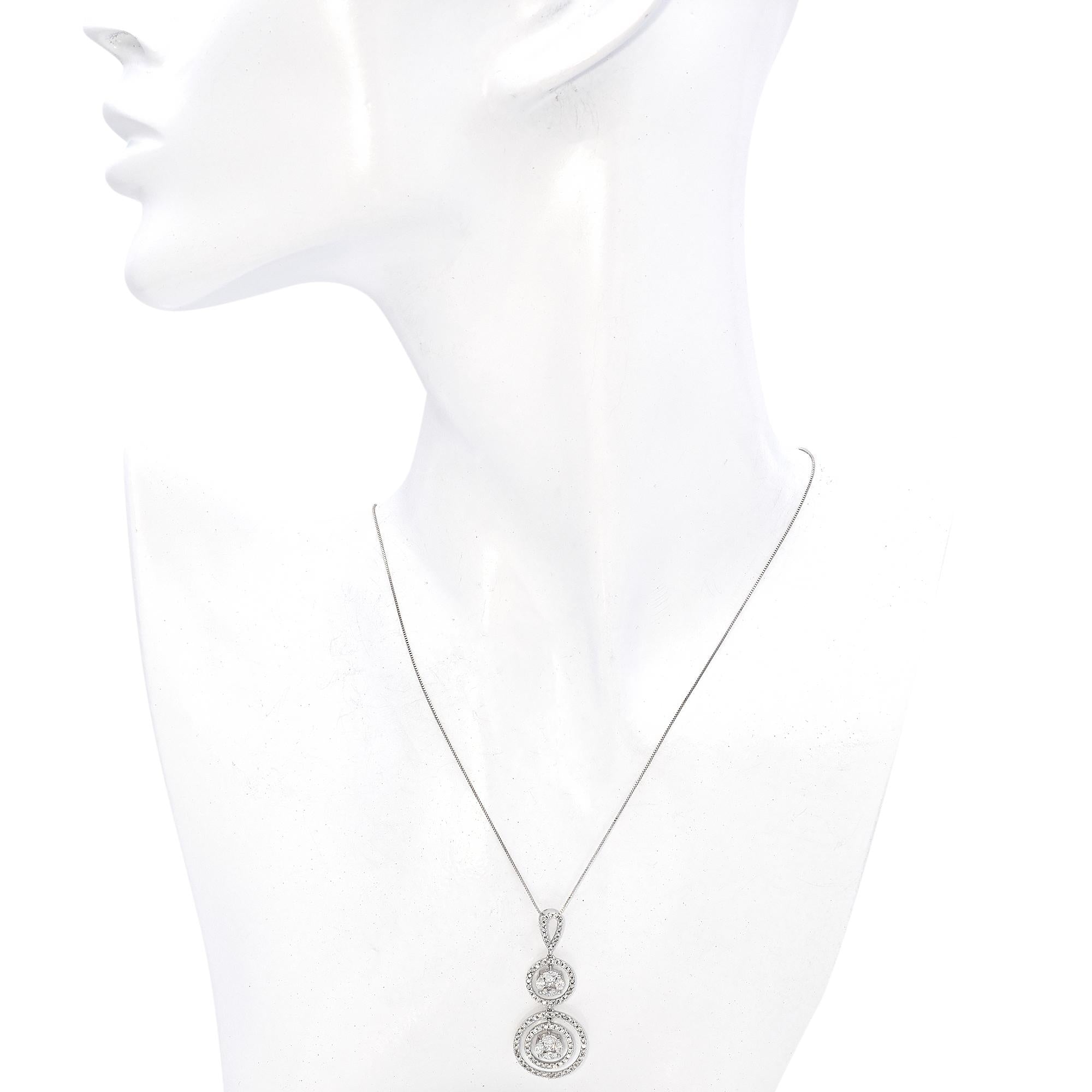 14k White Gold Diamond Circle Pendant With Chain