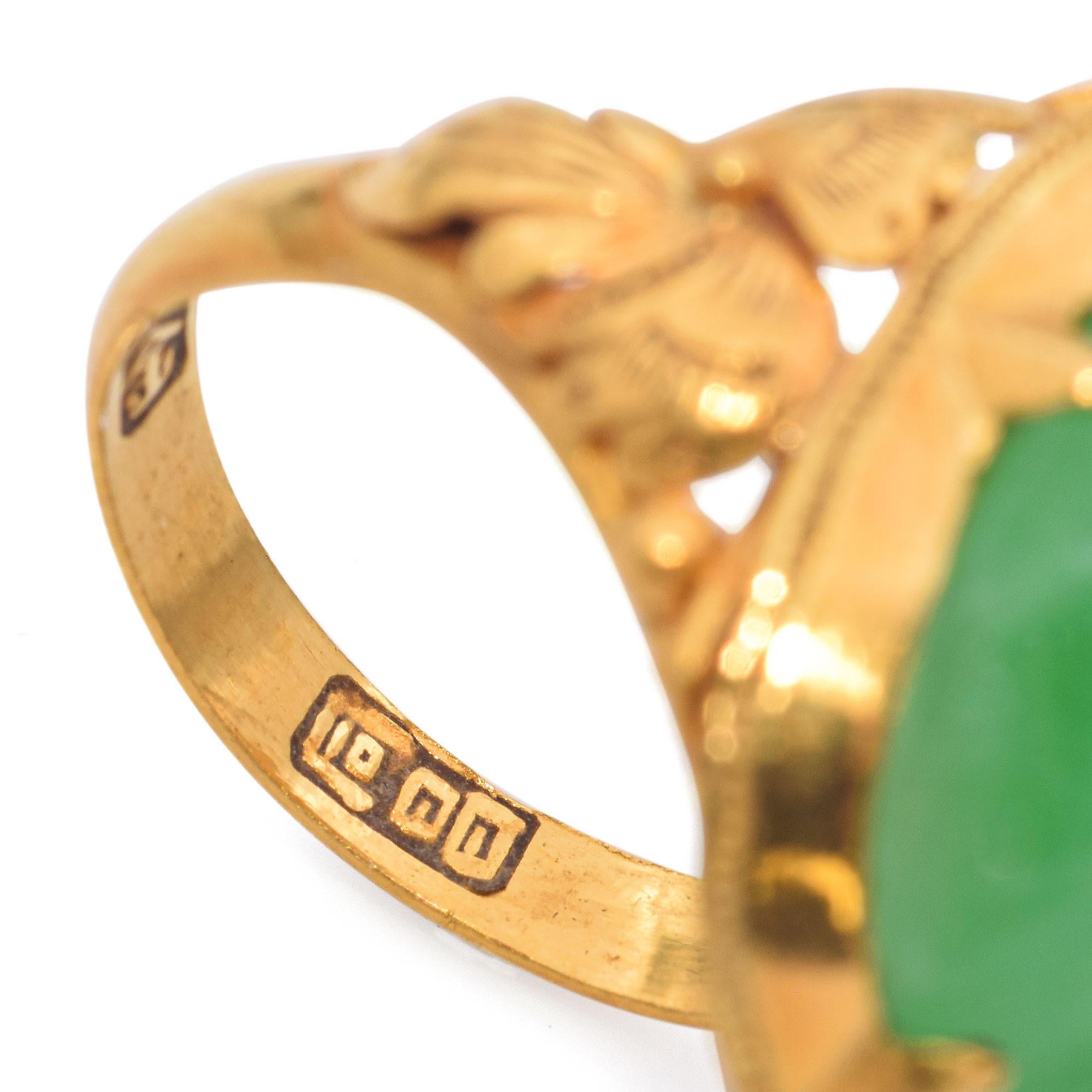 Vintage 22K Yellow Gold Large Green Jade Cabochon Statement Ring