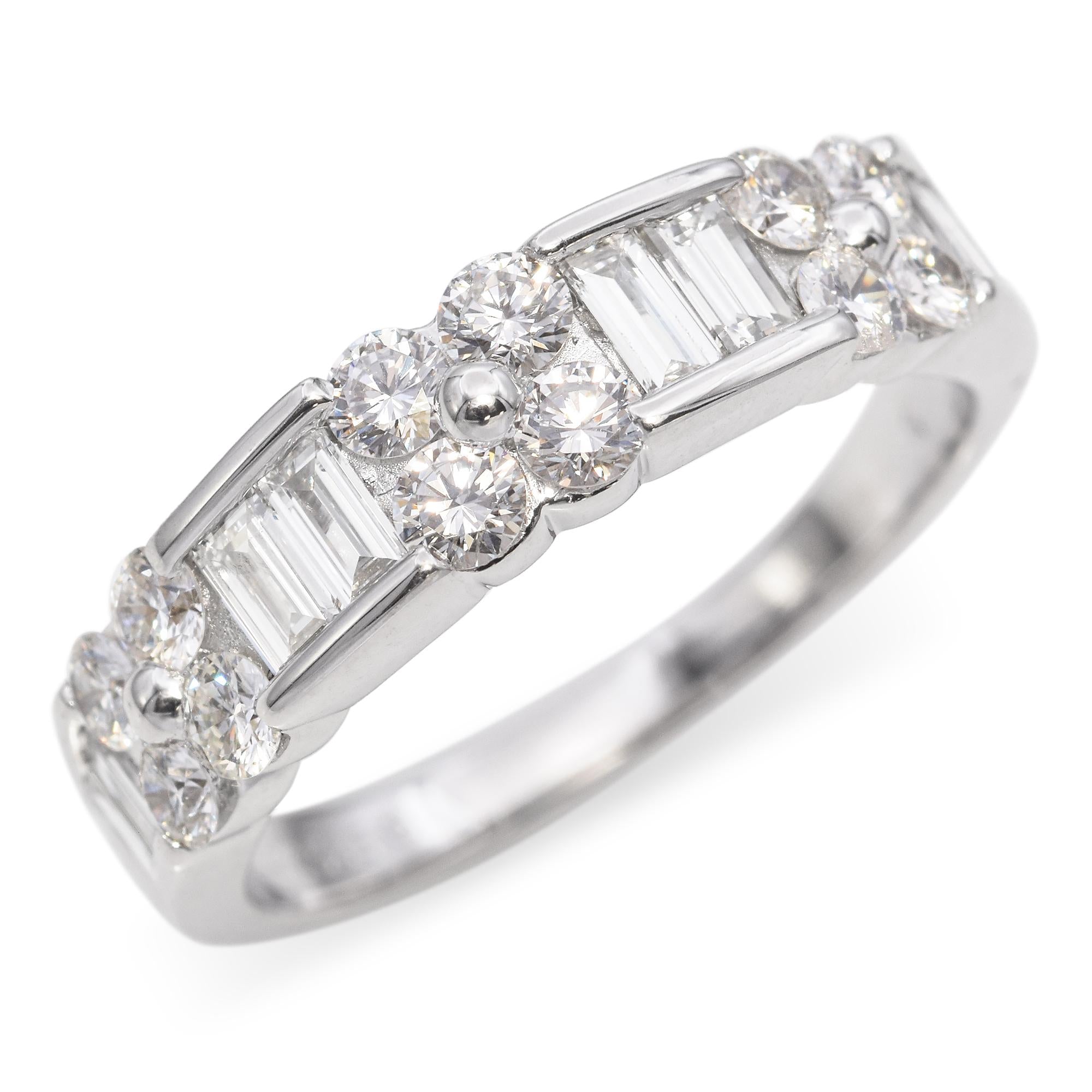 14k White Gold 1.04tcw Diamond Band