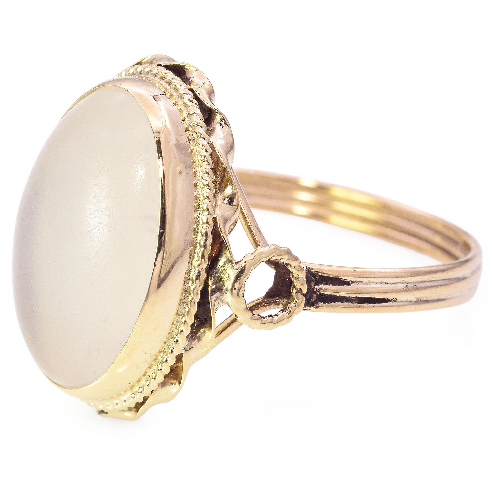 Vintage 12K Yellow Gold Moonstone Cocktail Ring