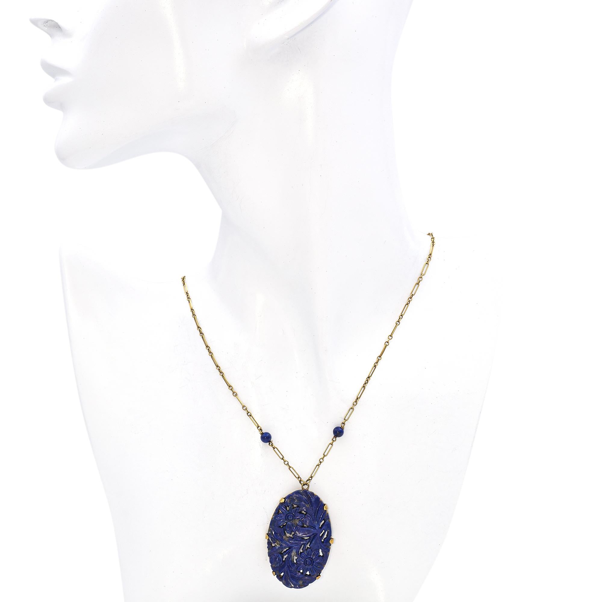 Vintage Yellow Gold Carved Sodalite Floral Motif Necklace