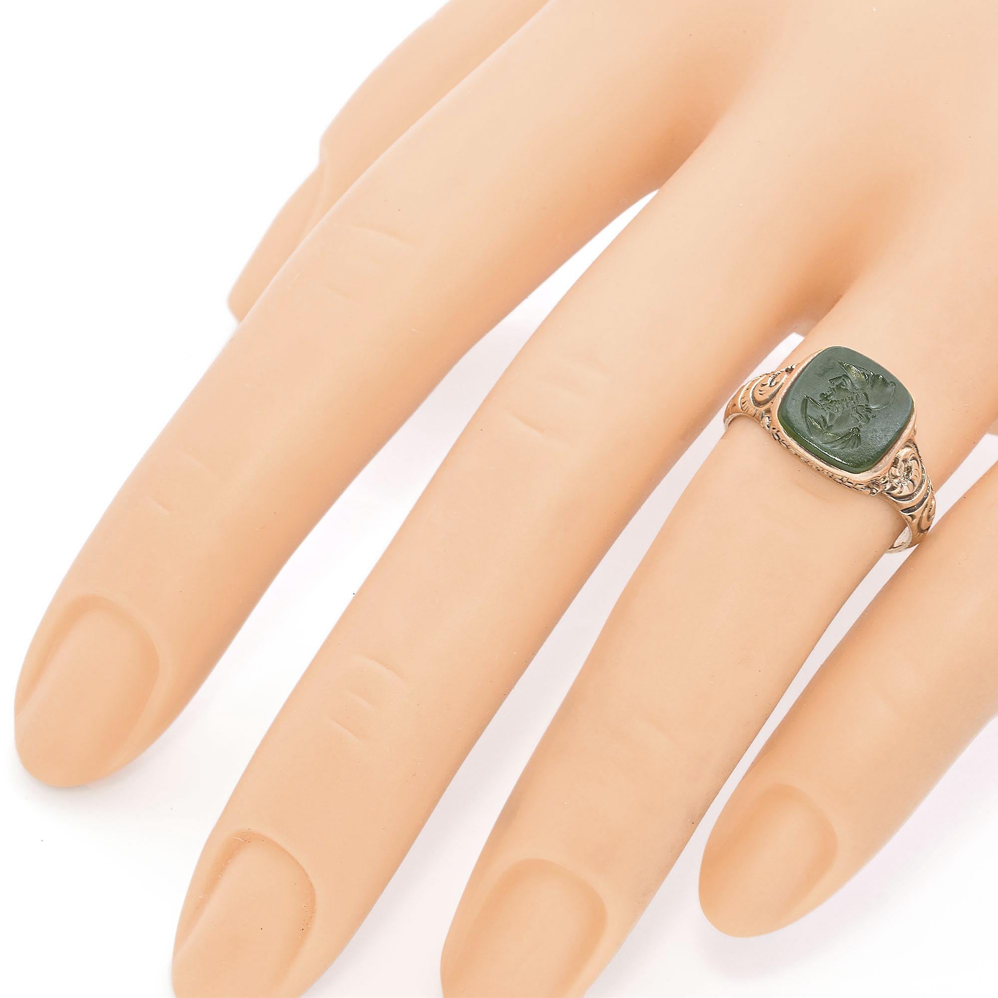 Antique 10K Yellow Gold 2 Ct Jade Carved Intaglio Ring