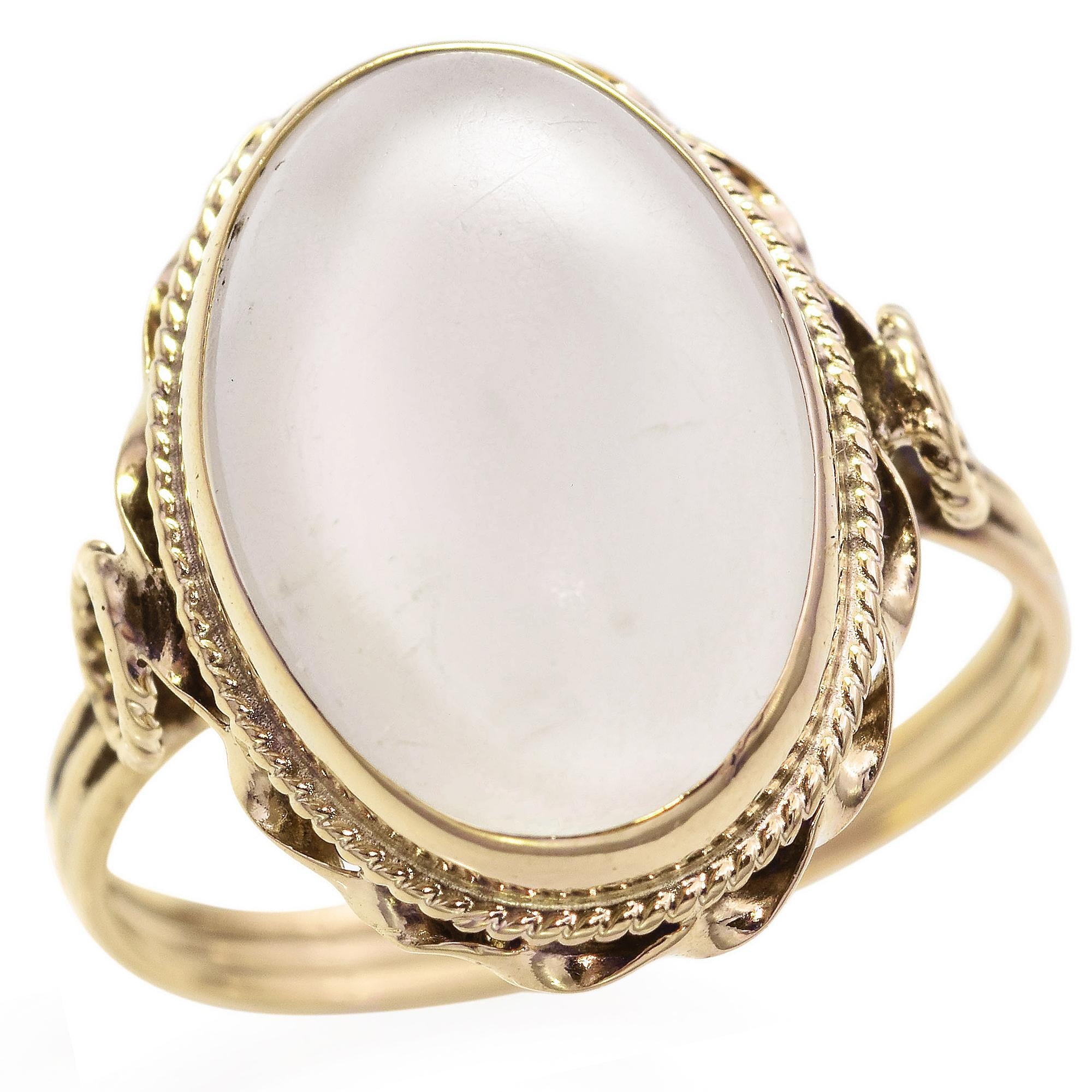 Vintage 12K Yellow Gold Moonstone Cocktail Ring