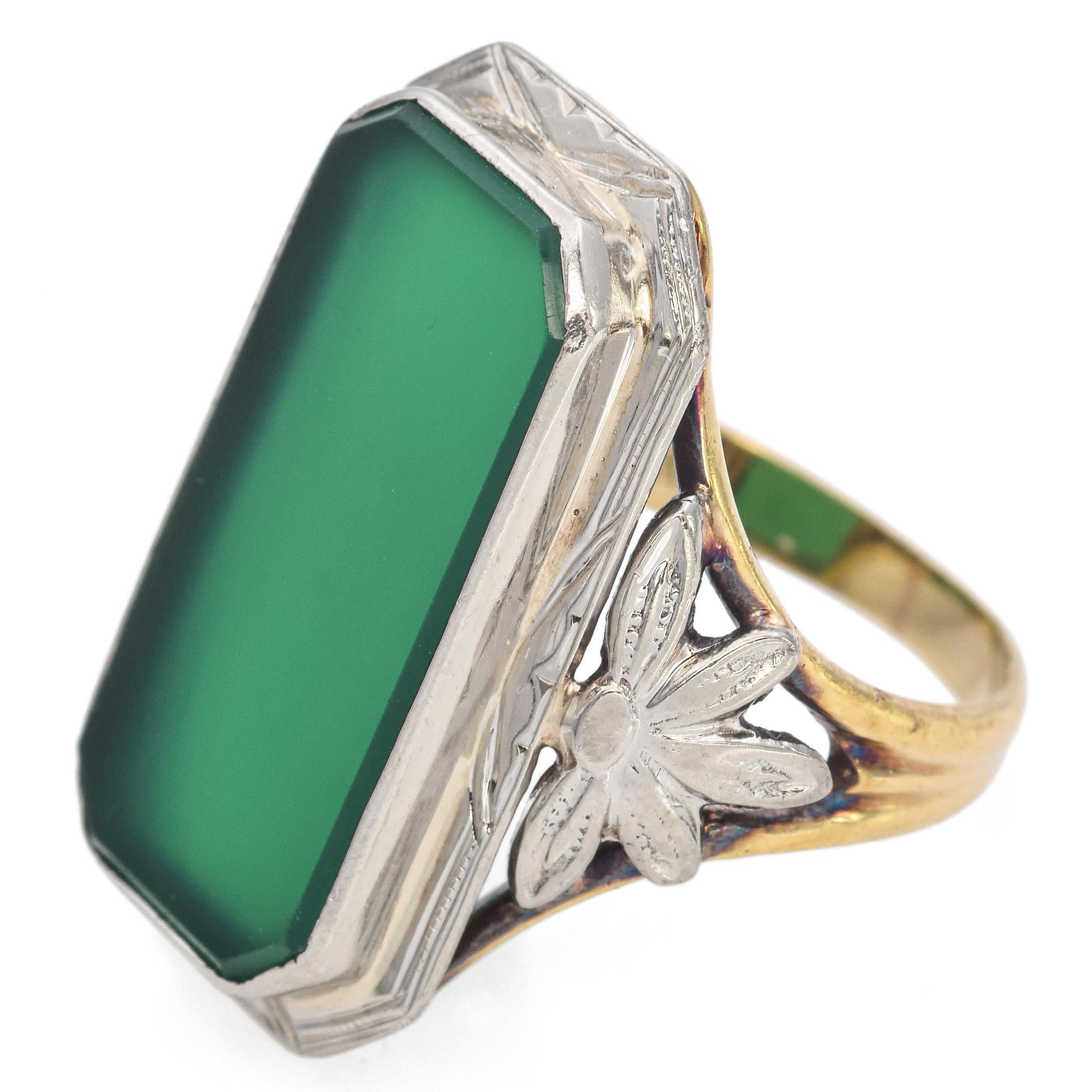 Vintage 14K Yellow & 18K White Gold 3.22 TCW Chrysoprase Tablet Leaf Motif Ring