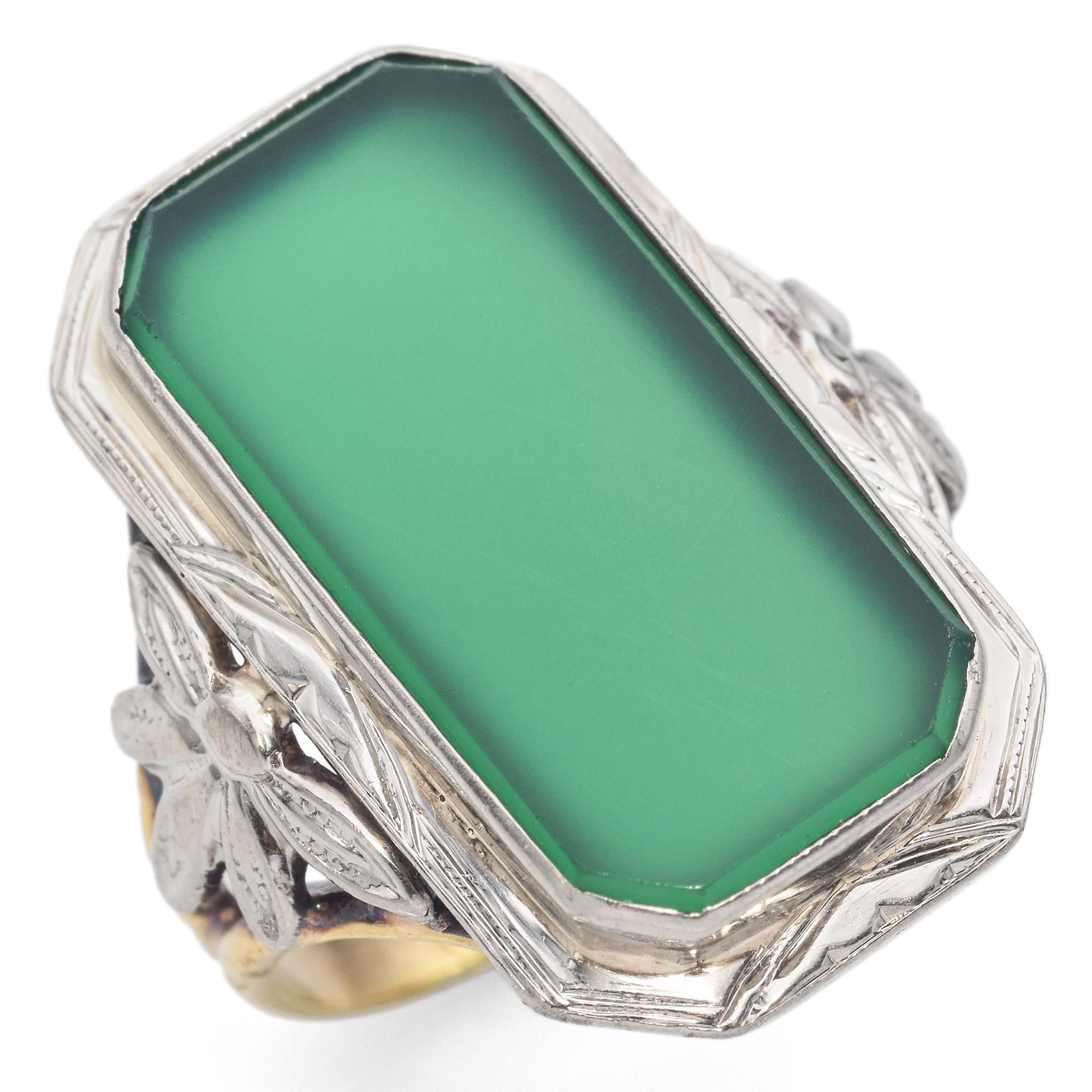 Vintage 14K Yellow & 18K White Gold 3.22 TCW Chrysoprase Tablet Leaf Motif Ring