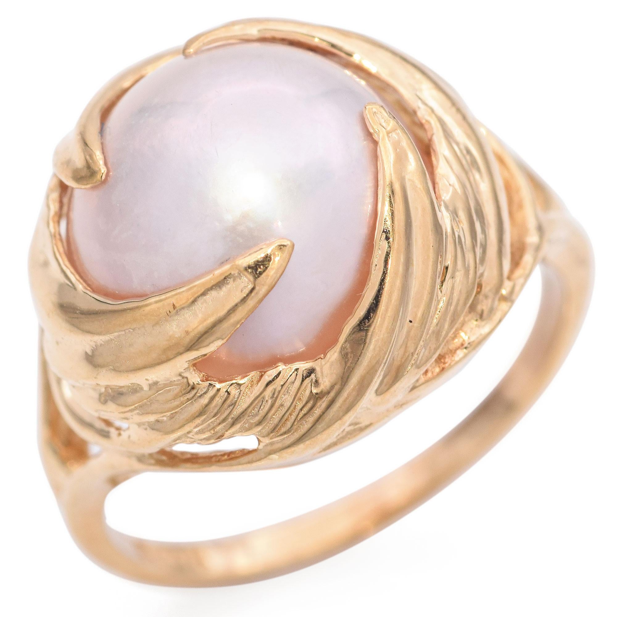 Vintage 10K Yellow Gold Mabe Pearl Floral Cocktail Ring