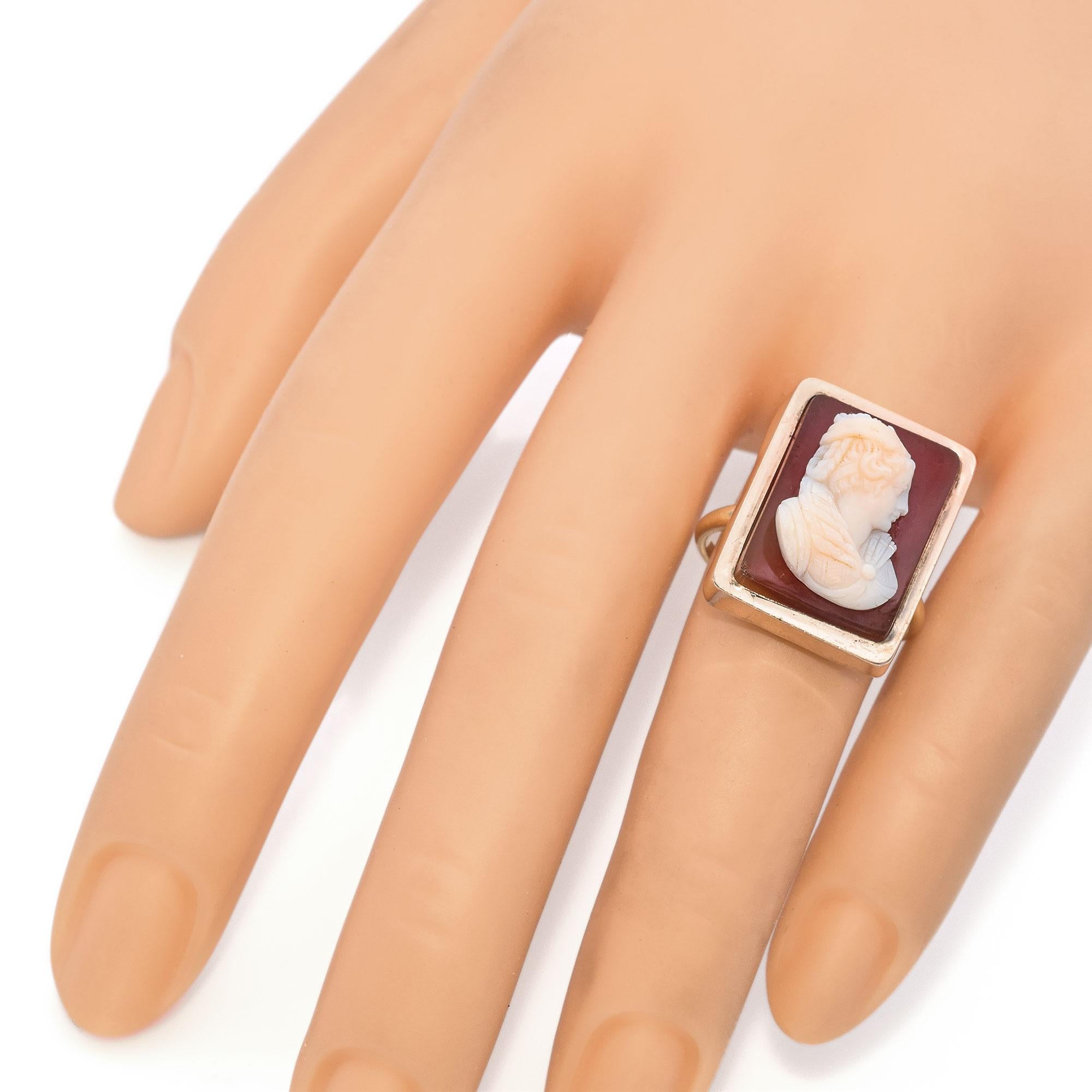 Antique Rose Gold Hardstone Cameo Ring