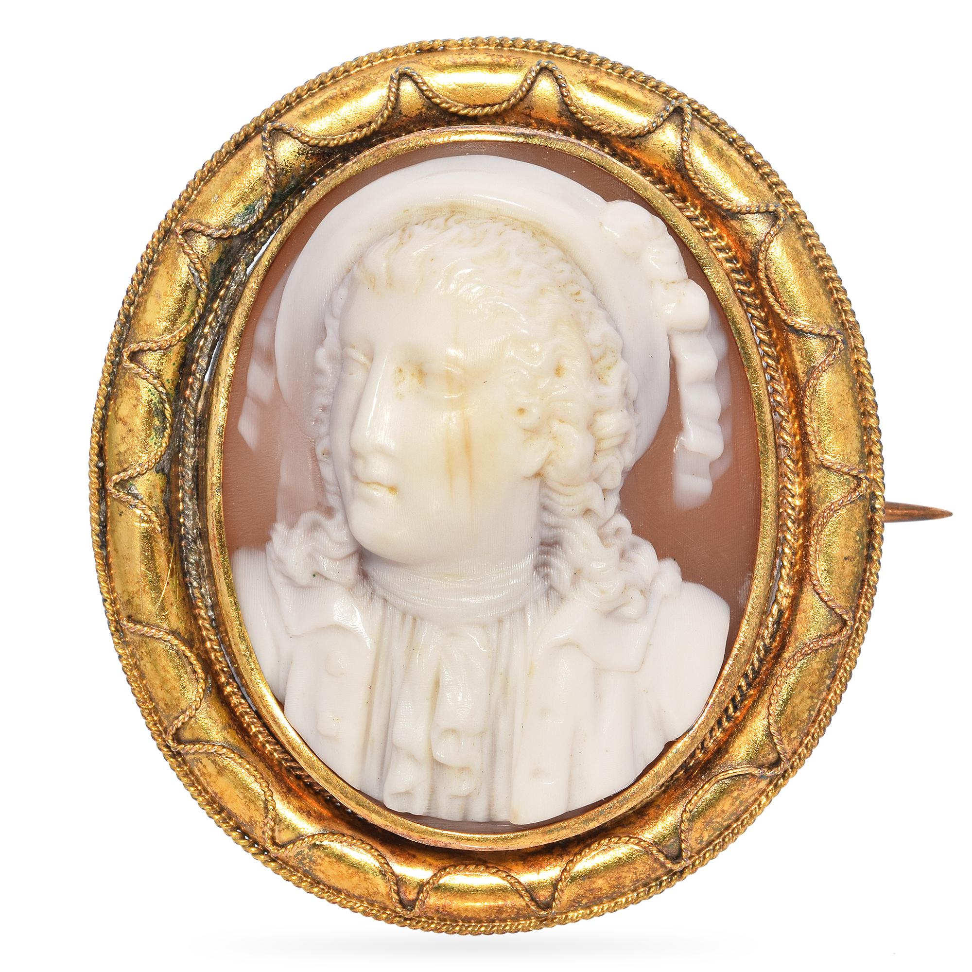 Antique 16K Yellow Gold Prince Charlie Bonnie Shell Cameo Brooch