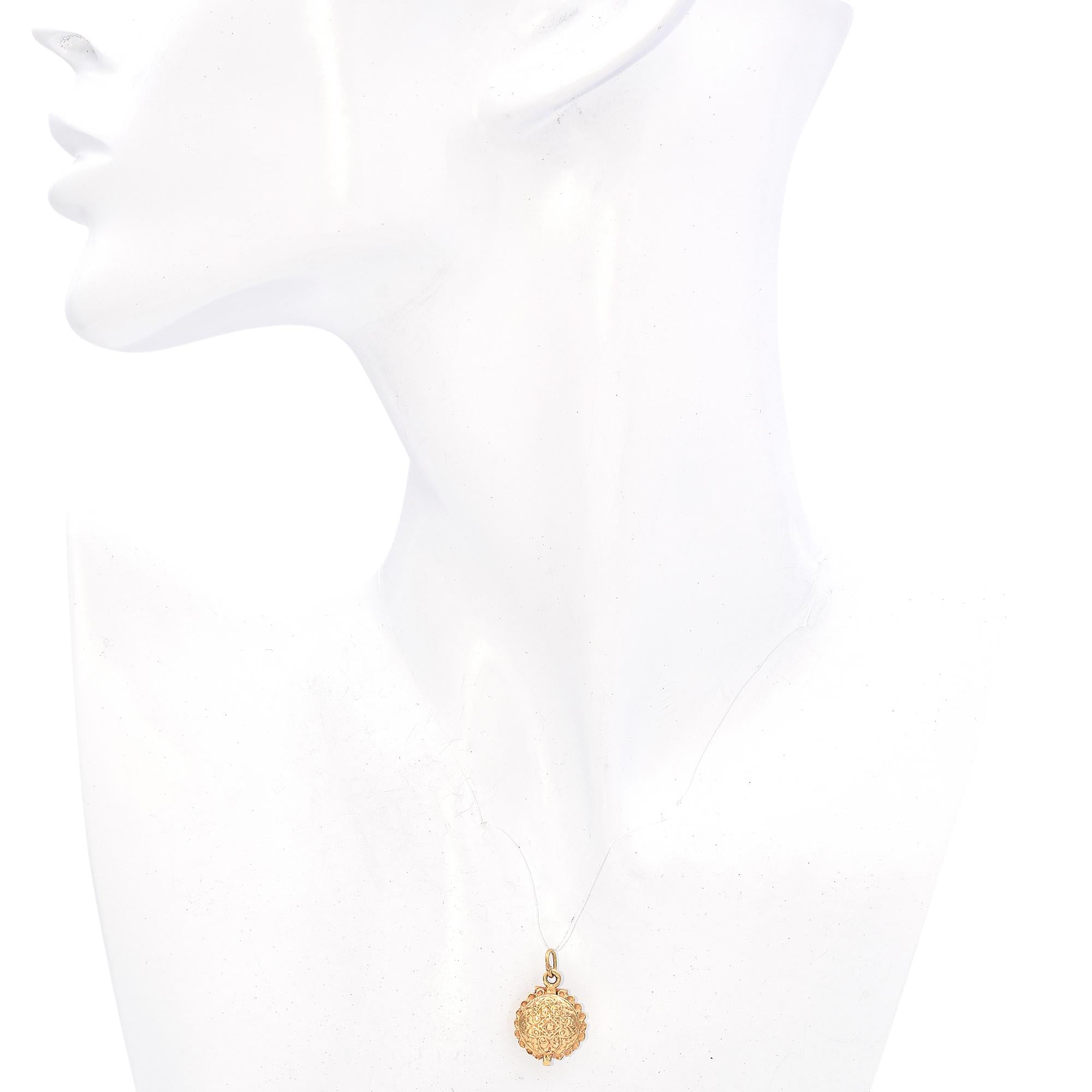 14K Yellow Gold Round Locket Charm Pendant