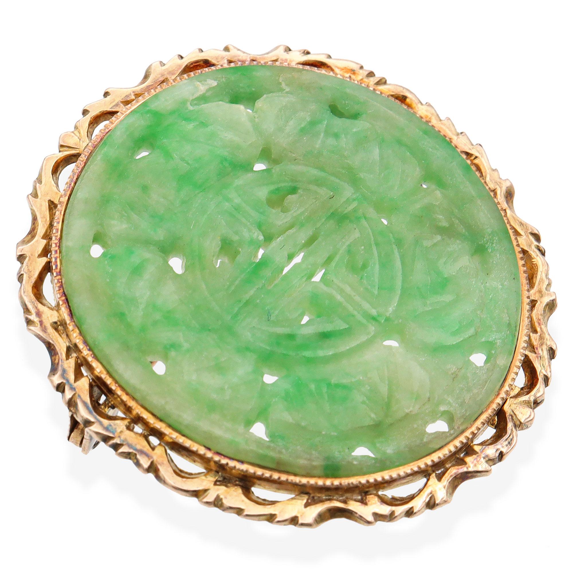 Vintage 10K Yellow Gold Chinese Carved Jade Brooch Pin