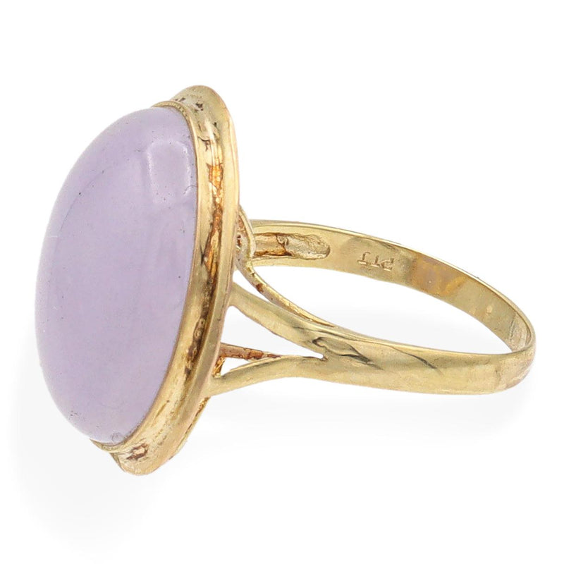 Vintage 14K Yellow Gold Oval Lavender Jade Cocktail Ring