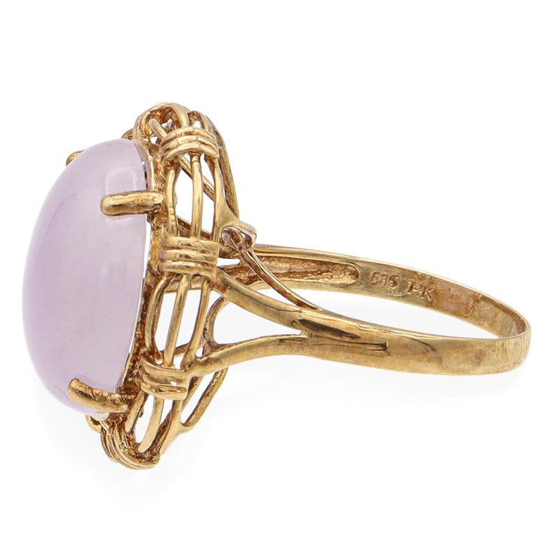 Vintage 14K Yellow Gold Oval Lavender Jade Cocktail Ring