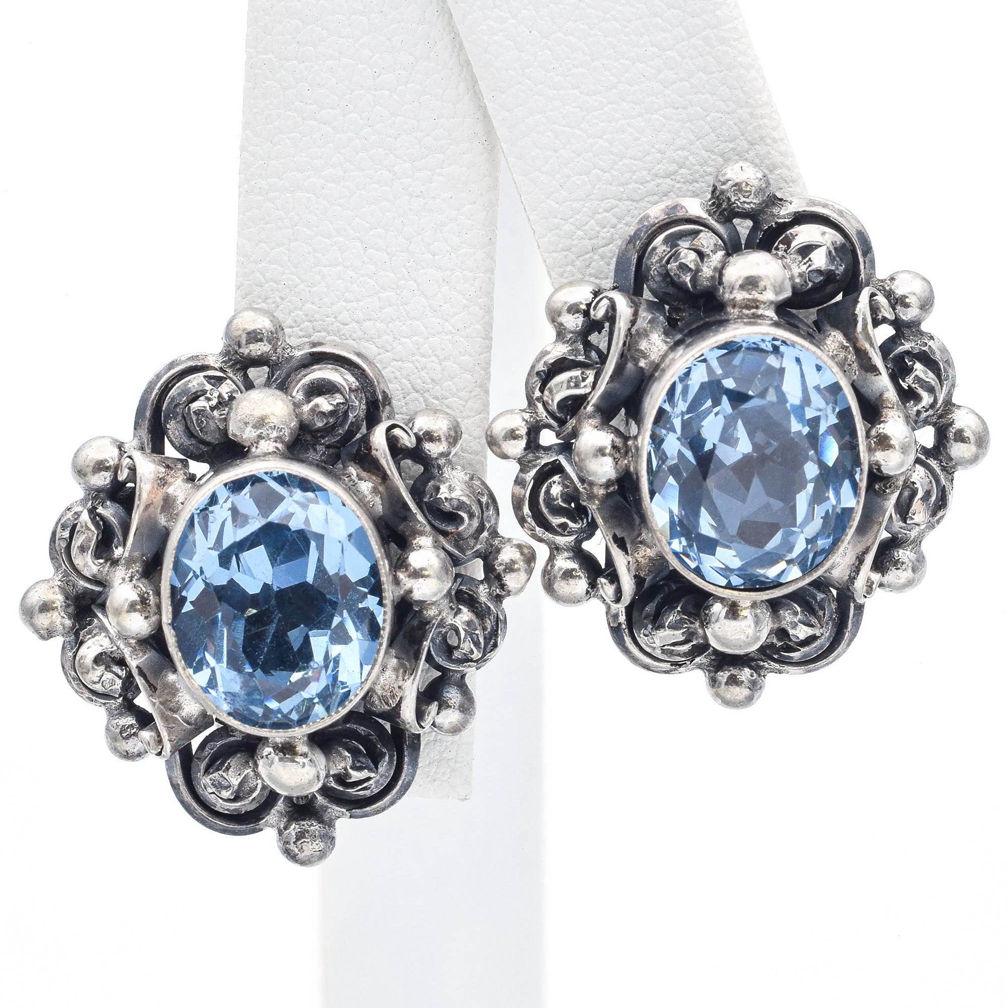 PERUZZI Florence 800 Silver Blue Topaz Floral Screw-Back Earrings