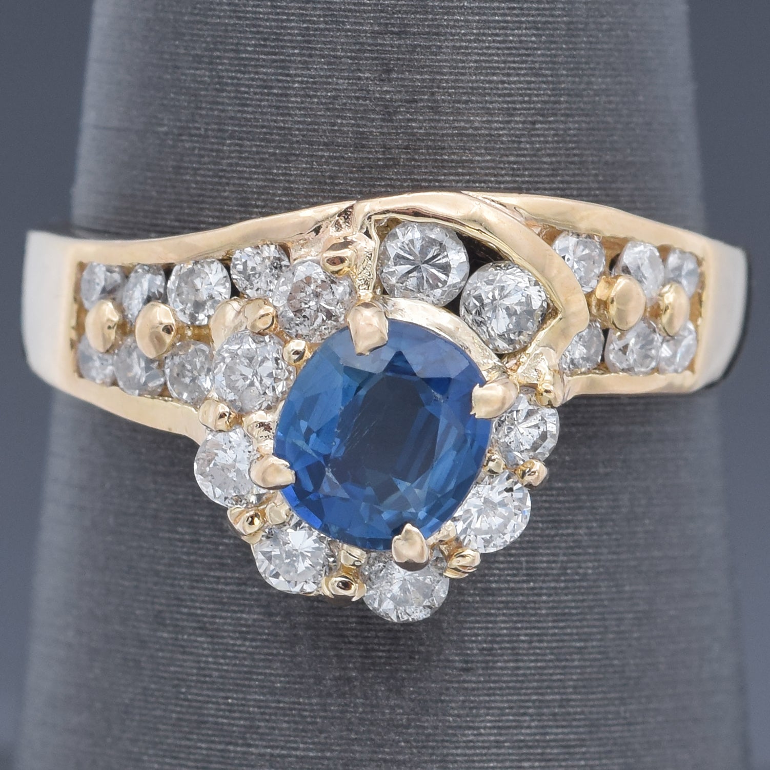 Estate Sapphire & 0.64 TCW Diamond 14K Yellow Gold Band Ring Size 6.25