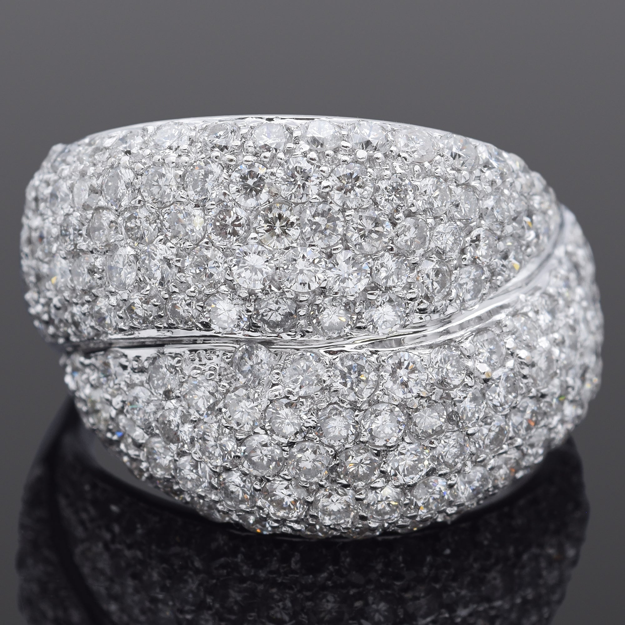 $4,500 UGL Appraised 14K White Gold 3.15 TCW Diamond Cluster Cocktail Ring