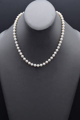 Vintage 14K White Gold 6-6.5 mm Pearl Beaded Strand Necklace 17 Inches + Pouch