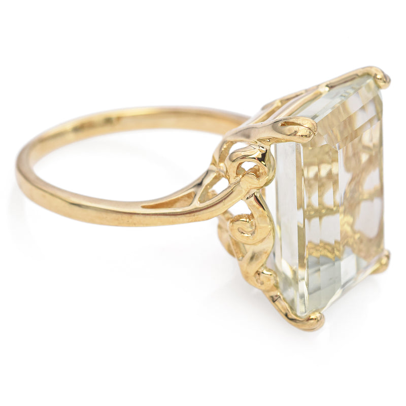 Vintage 10K Yellow Gold 9.84 Ct Aquamarine Cocktail Ring Size 8