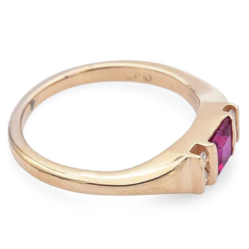 Estate 14K Yellow Gold Ruby & Diamond Band Ring Size 5.5