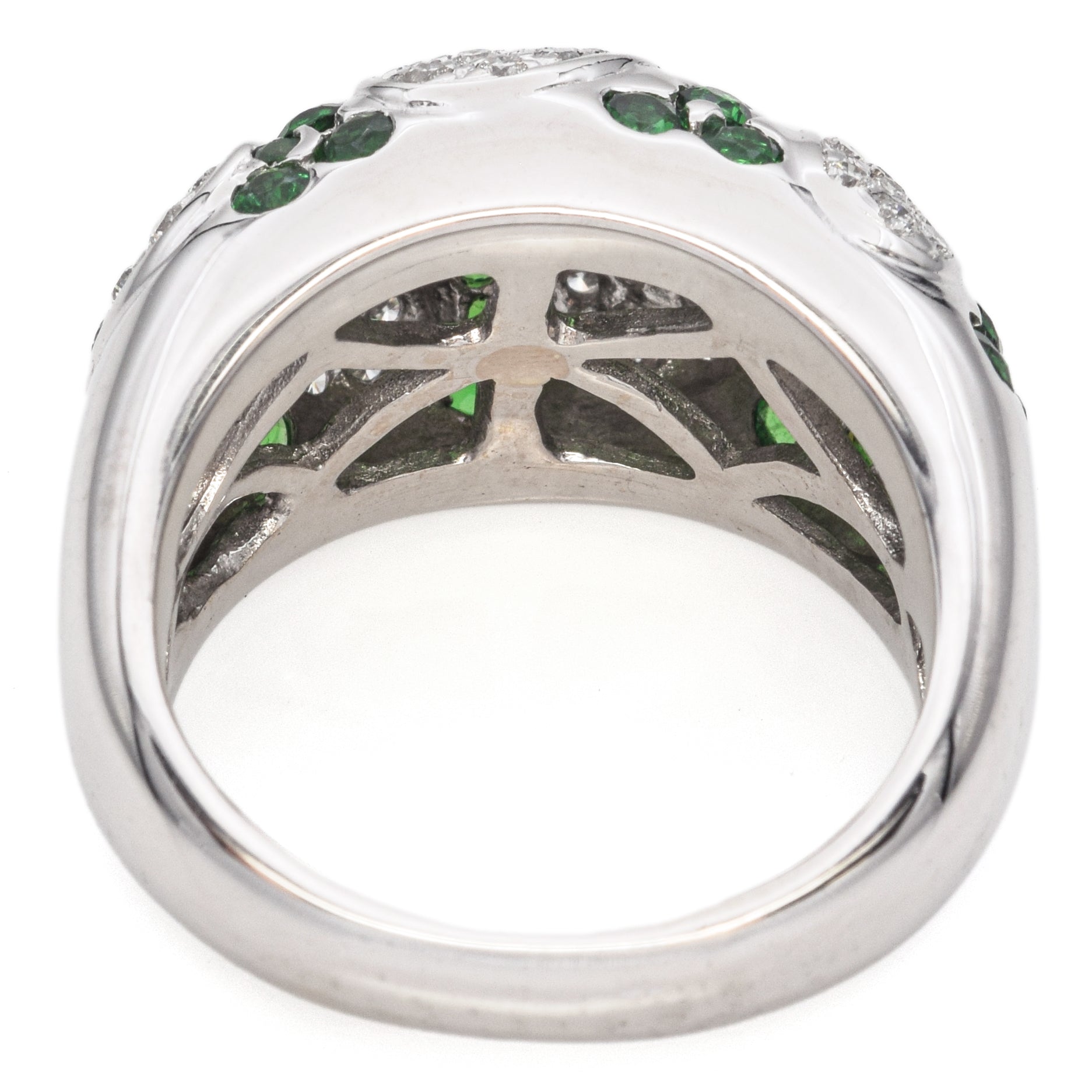 18K White Gold Green Garnet and Paisley Diamond Dome Ring