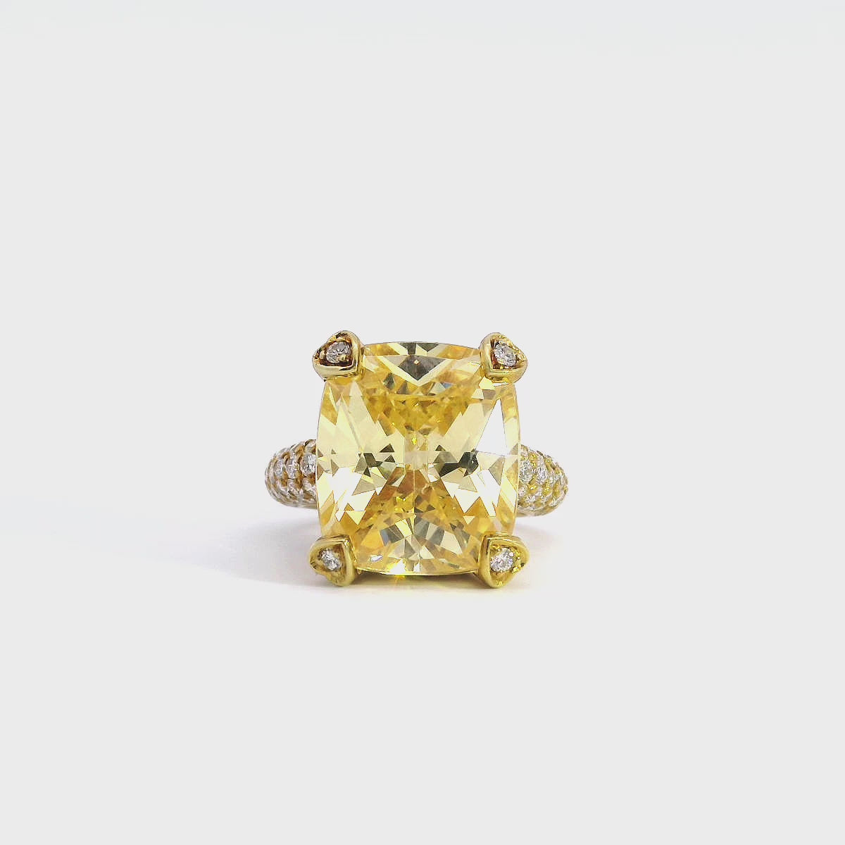 Judith Ripka Lola 18k Yellow Gold Lemon Quartz Diamond Ring