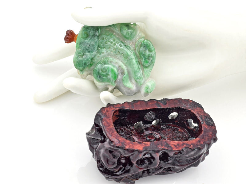 Snuff Bottle, Jade, Hand-Carved, Chinese. – Roadshow Collectibles