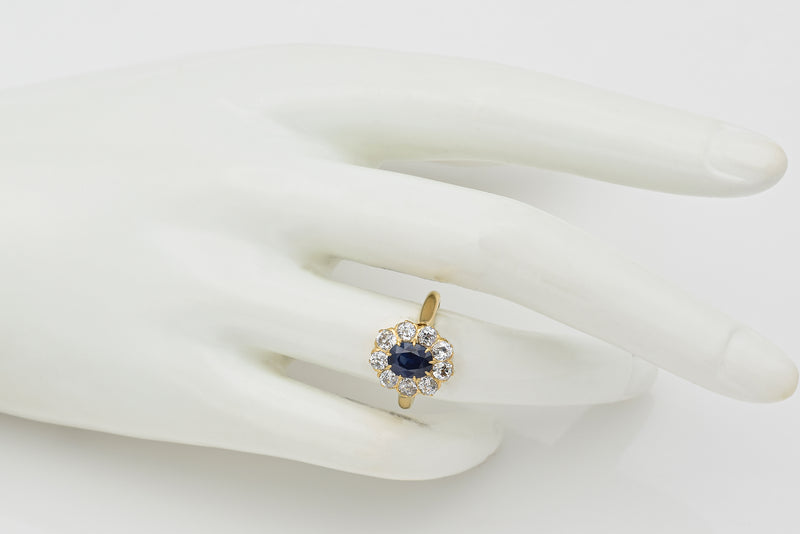 GIA Antique 18K Yellow Gold No Heat Sapphire & H/J VS-SI Diamond Ring